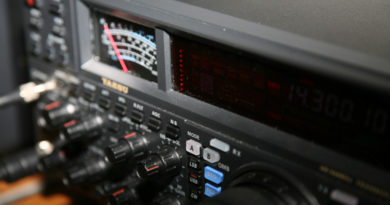 Yaesu FT-2000